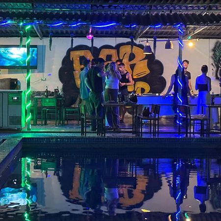 Vang Vieng Backpackers Hostel Kültér fotó