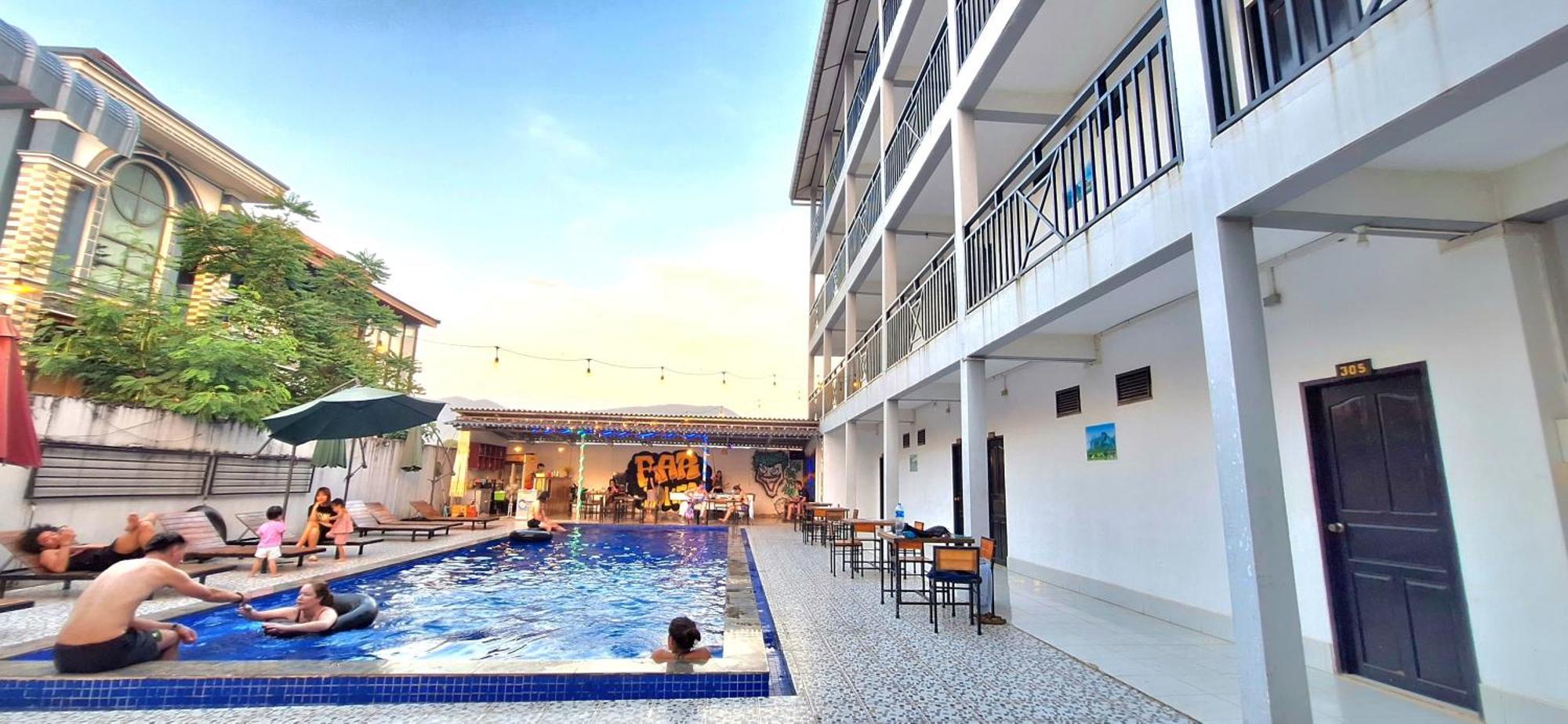 Vang Vieng Backpackers Hostel Kültér fotó