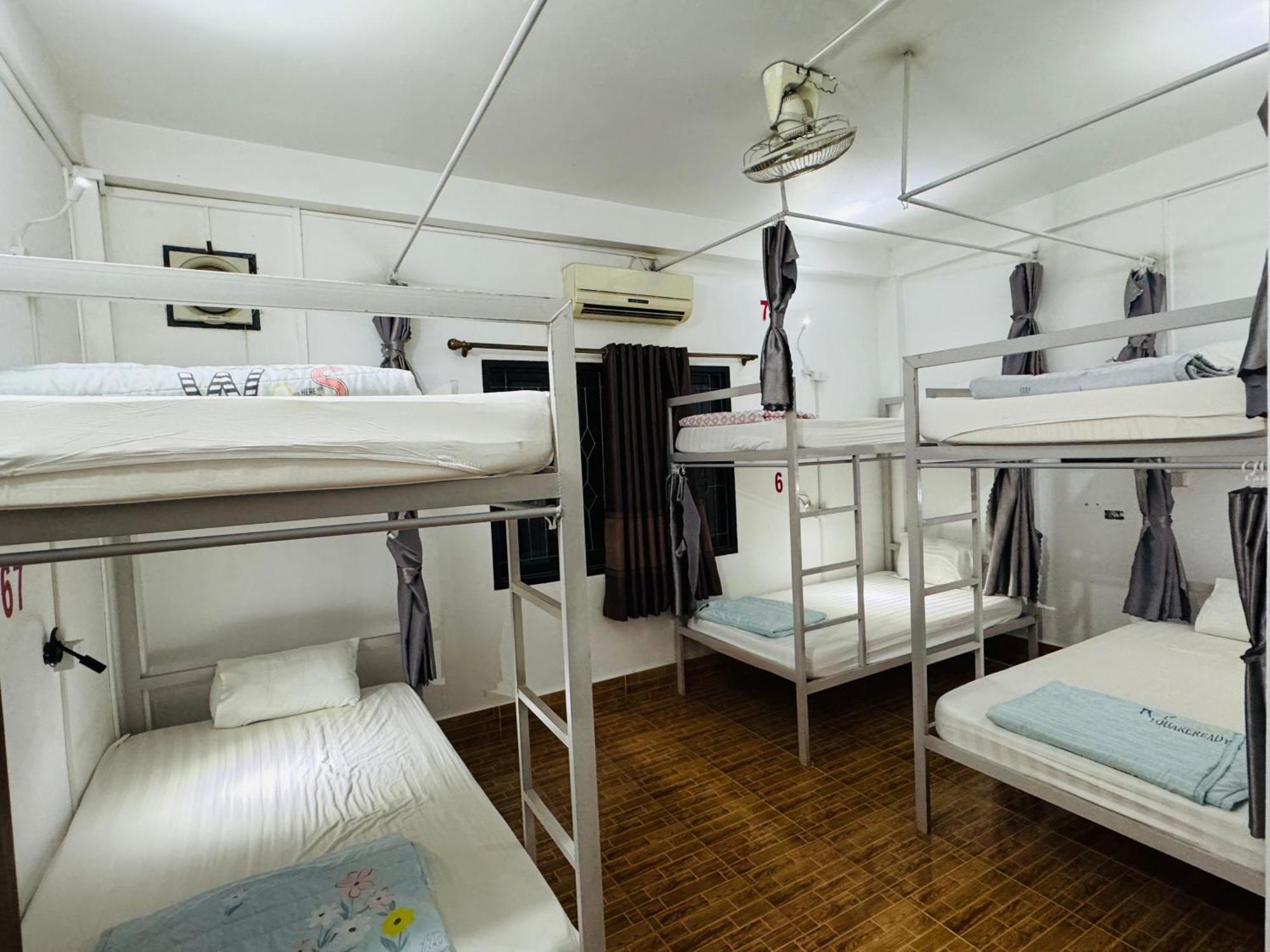 Vang Vieng Backpackers Hostel Kültér fotó