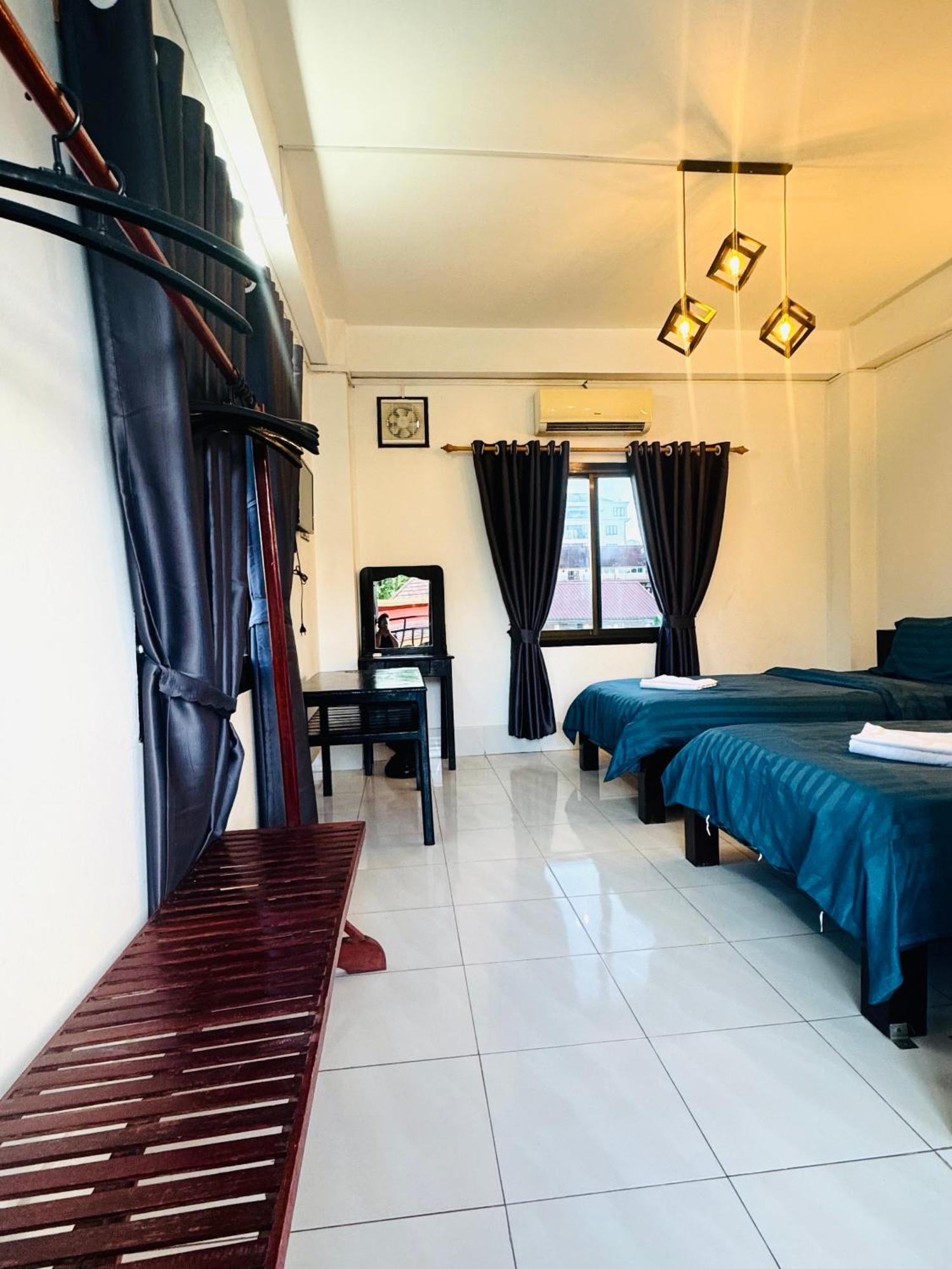 Vang Vieng Backpackers Hostel Kültér fotó