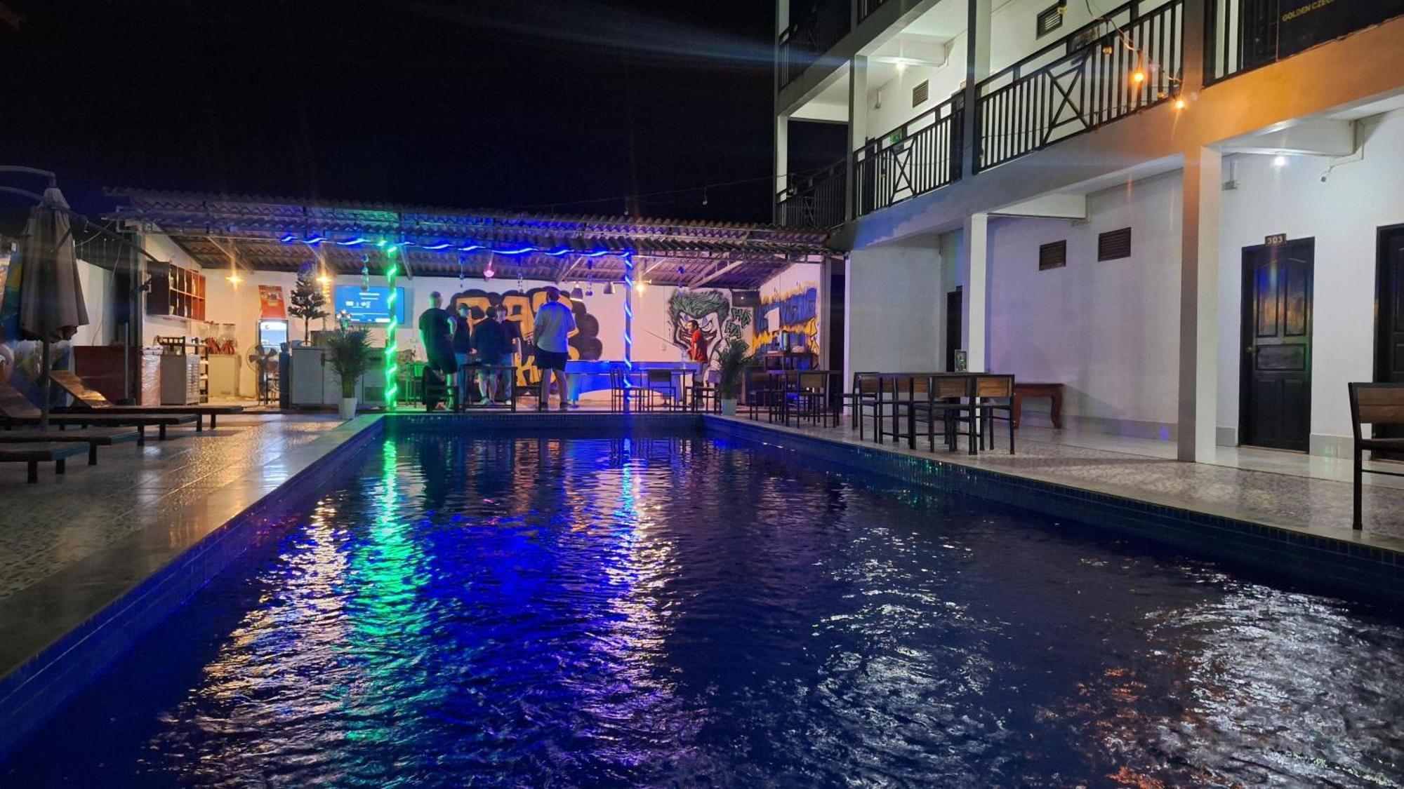 Vang Vieng Backpackers Hostel Kültér fotó